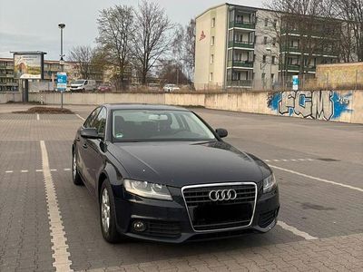 Używany Audi A4 Ambiente 120 KM (88 kW) 2012 Niebieski Sedan/Limuzyna