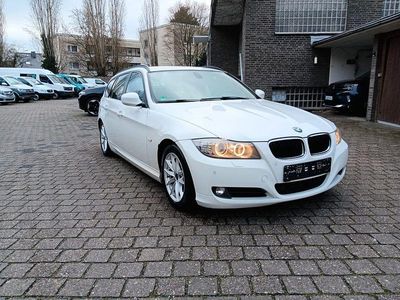 Gebraucht BMW 320 Efficient Dynamics 163 PS (119 kW) 2011 Weiß Kombi