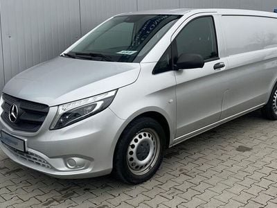 Gebraucht Mercedes Vito 190 PS (139 kW) 2019 Brillantsilber metallic Van