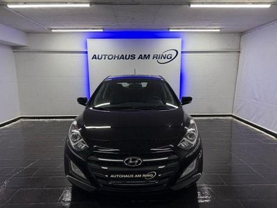 Schwarz Gebraucht 2015 Hyundai i30 Limousine | 6.399 € (Fairer Preis)