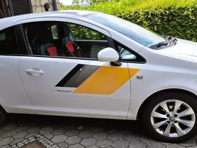 Gebraucht Opel Corsa Satellite 69 PS (50 kW) 2011 Weiß Kleinwagen
