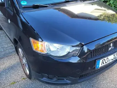 Gebraucht Mitsubishi Colt Motion 95 PS (69 kW) 2012 Schwarz Kleinwagen