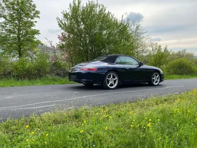 Usado Porsche 996 320 HP (235 kW) 2004 Azul Cabrios
