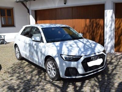 Gebraucht Audi A1 Sportback Advanced 110 PS (80 kW) 2023 Weiß Kleinwagen