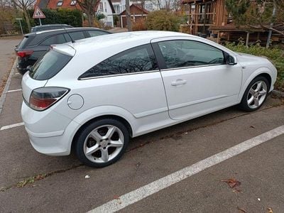 Opel Astra GTC