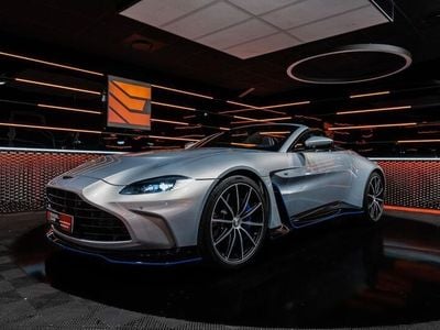Second-hand Aston Martin V12 Vantage 700 CP (514 kW) 2023 Argintiu Cabrio