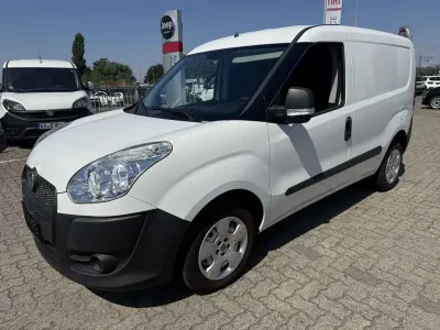 Gebraucht Fiat Doblò 75 PS (55 kW) 2015 Weiß Van / Kleinbus