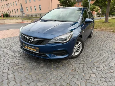 Gebraucht Opel Astra Edition 122 PS (89 kW) 2020 Blau Kombi