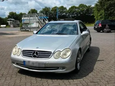 Gebraucht Mercedes CLK320 Avantgarde 218 PS (160 kW) 2003 Coupé