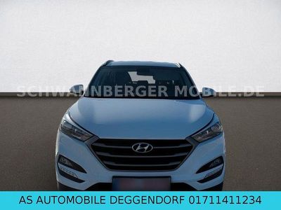 Gebraucht Hyundai Tucson Trend 116 PS (85 kW) 2016 Weiß SUV