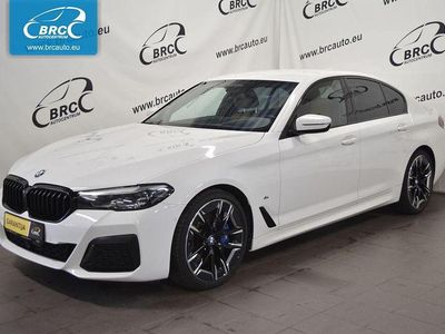 Gebraucht BMW 530 M Sport 286 PS (210 kW) 2023 Weiß Limousine
