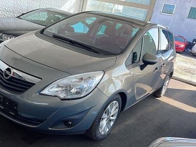Usata Opel Meriva Edition 120 CV (88 kW) 2012 Grigio Monovolume
