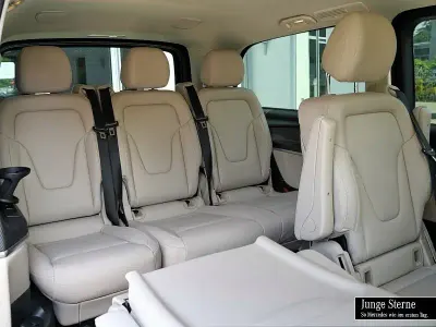 Neu Mercedes V300 Avantgarde 237 PS (174 kW) 2025 Schwarz Van / Kleinbus
