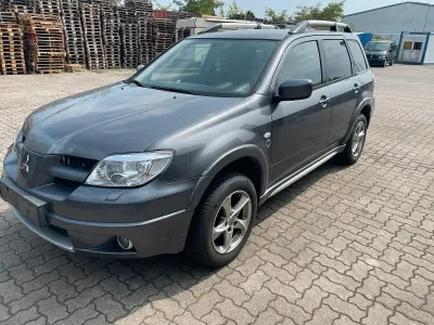Gebraucht Mitsubishi Outlander 160 PS (117 kW) 2006 Grau SUV
