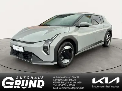 Neu Kia EV4 Earth 150 kW (204 PS) 2026 Grau Limousine