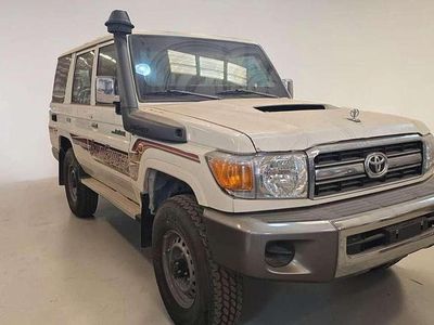 Usata Toyota Land Cruiser 204 CV (150 kW) 2023 Bianco SUV