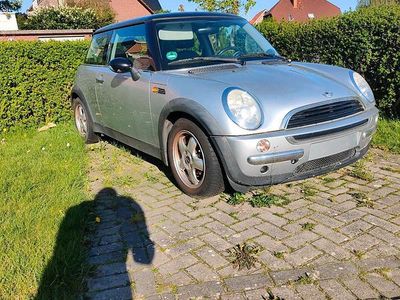 Second-hand Mini ONE 92 CP (67 kW) 2001 Argintiu Hatchback