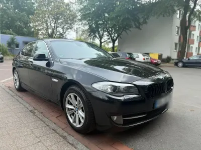Używany BMW 520 183 KM (134 kW) 2011 Czarny Sedan/Limuzyna