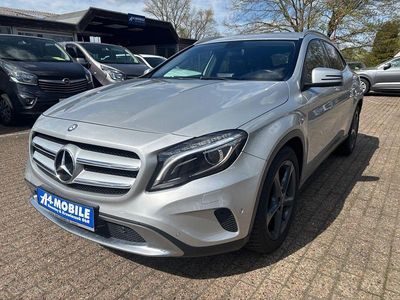 Usata Mercedes GLA220 170 CV (125 kW) 2015 Argento SUV