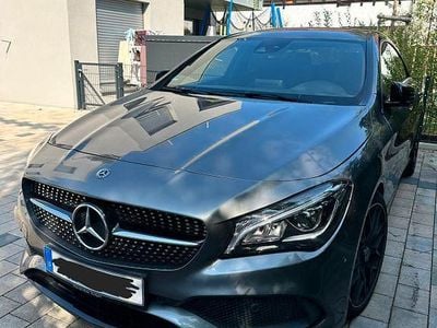 Usata Mercedes CLA180 122 CV (89 kW) 2016 Grigio Berlina