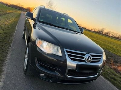 Używany VW Touareg R-line 239 KM (175 kW) 2008 Szary SUV