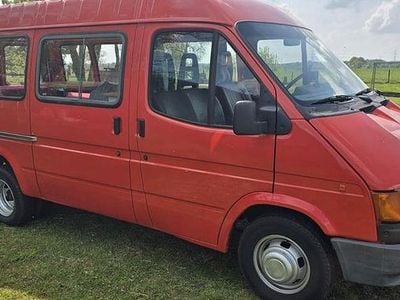 Usata Ford Transit 72 CV (52 kW) 1989 Rosso Monovolume