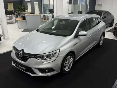 Używany Renault Mégane Business 116 KM (85 kW) 2020 Szary Sedan/Limuzyna