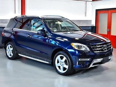 Usata Mercedes ML55 AMG 402 CV (295 kW) 2014 Blu SUV