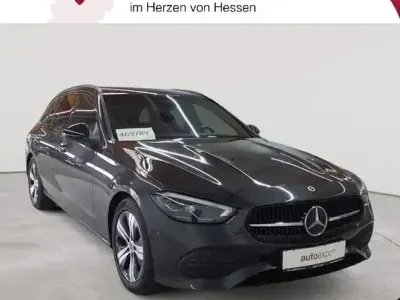 Gebraucht Mercedes C220 Avantgarde 200 PS (147 kW) 2023 Graphitgrau metallic Kombi