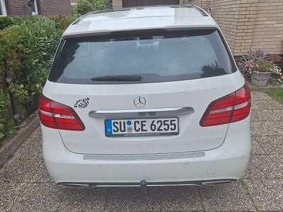 Mercedes B180