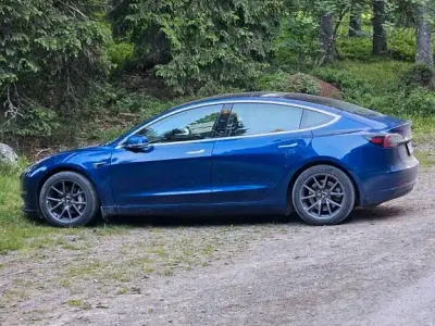 Gebraucht Tesla Model 3 324 kW (441 PS) 2020 Blau Limousine