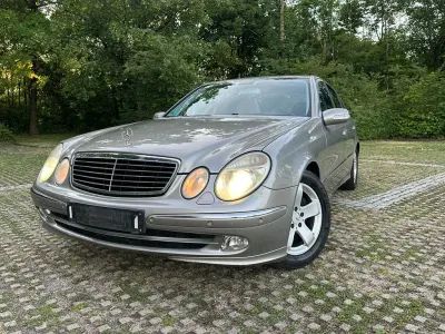 Gebraucht Mercedes E200 Avantgarde 163 PS (119 kW) 2004 Silber Limousine