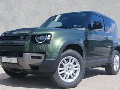 Neu Land Rover Defender S 200 PS (147 kW) 2026 Grün SUV