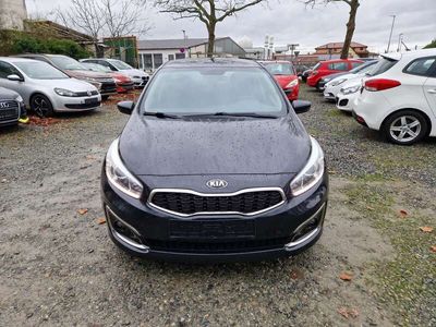 gebraucht Kia Ceed Ceed /1.6 CRDi 136 ISG Vision