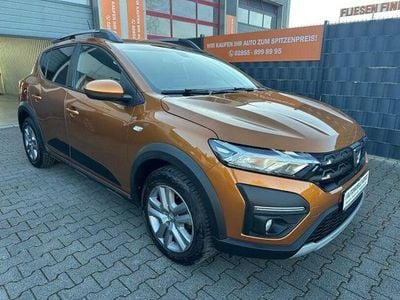 Usata Dacia Sandero Comfort 91 CV (66 kW) 2022 Arancione SUV