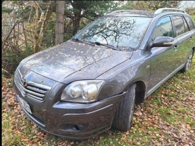 Gebraucht Toyota Avensis 177 PS (130 kW) 2008 Grau Kombi