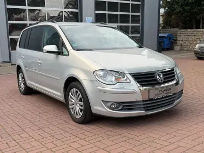 Gebraucht VW Touran United 140 PS (102 kW) 2009 Silber Van / Kleinbus