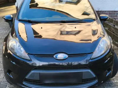Używany Ford Fiesta 97 KM (71 kW) 2009 Czarny Hatchback