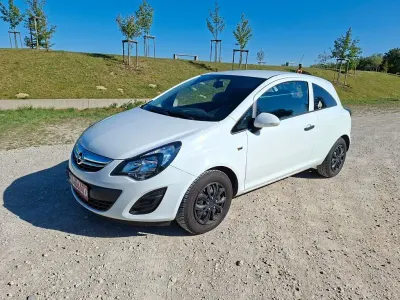 Gebraucht Opel Corsa 69 PS (50 kW) 2014 Weiß Kleinwagen