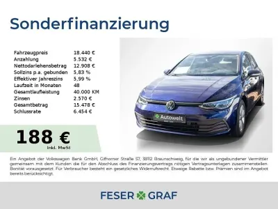 Gebraucht VW Golf VIII Life 131 PS (96 kW) 2023 Atlantic blue metallic Limousine