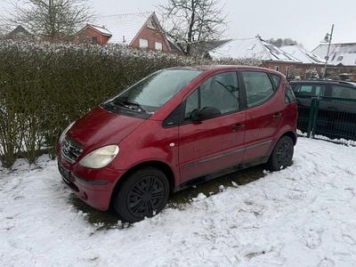 Gebraucht Mercedes A180 90 PS (66 kW) 1999 Rot Kleinwagen