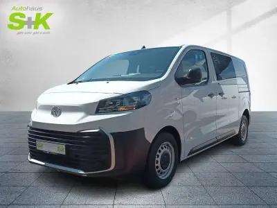 Neu Toyota Proace 146 PS (107 kW) 2025 Ice white (weiß) Van / Kleinbus