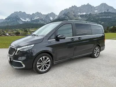 Używany Mercedes EQV300 Avantgarde 150 kW (204 KM) 2022 Szary Minivan