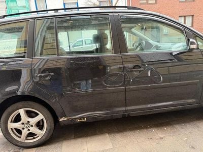 Schwarz Gebraucht 2005 VW Touran Van / Kleinbus | 2.000 € (Guter Preis)