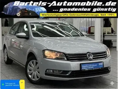 Gebraucht VW Passat Trendline 122 PS (89 kW) 2011 Silber Limousine