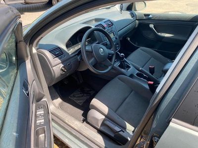 VW Golf V