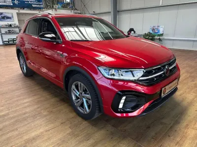 Usata VW T-Roc R-line 150 CV (110 kW) 2024 Rosso SUV