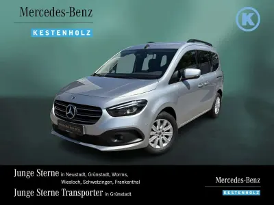 Gebraucht Mercedes T180 Progressive 116 PS (85 kW) 2025 Helvinsilber Van / Kleinbus