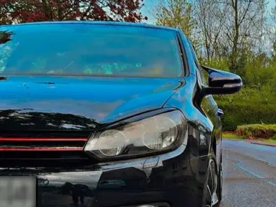 Gebraucht VW Golf VI 122 PS (89 kW) 2011 Schwarz Kleinwagen