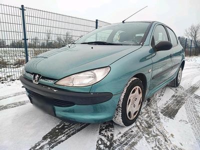 Gebraucht Peugeot 206 66 PS (48 kW) 2001 Grün Kleinwagen